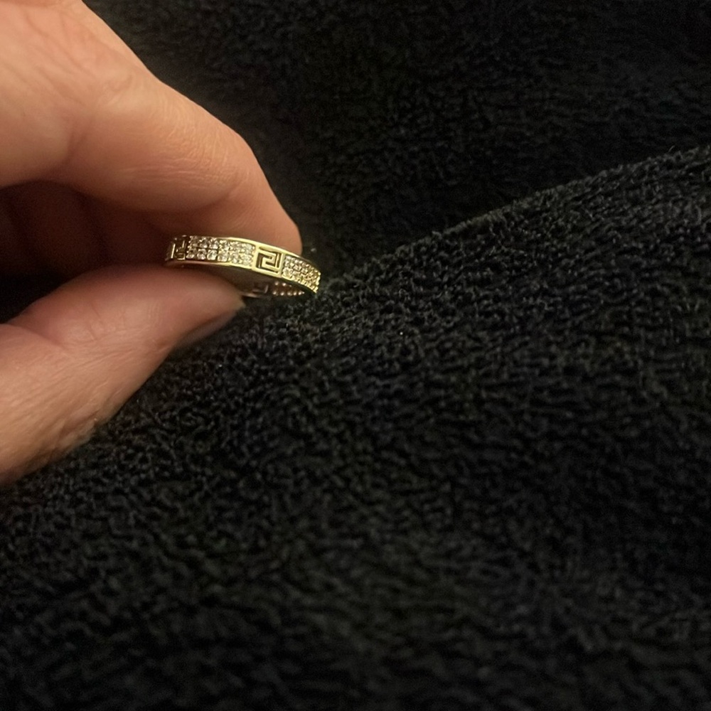 Givenchy Stylish Ring size 6-NEW